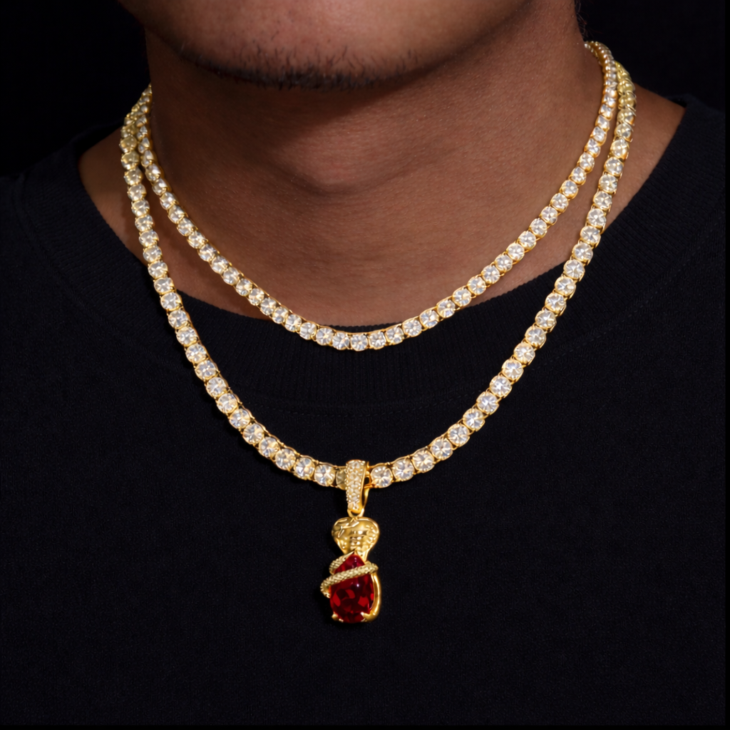 SERPENT OF ICE Red VVS1 18K Gold Pendant