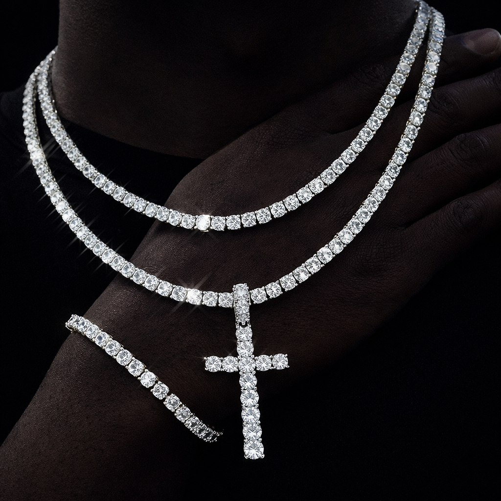 CROSS OF ICE VVS1 18K White Gold Pendant